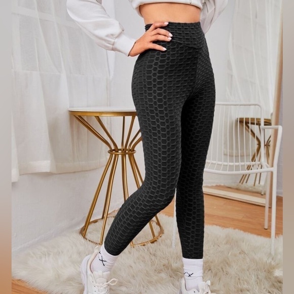 Viral TikTok Booty Shaping Honeycomb High Waisted Black Leggings - Picture 2 of 6